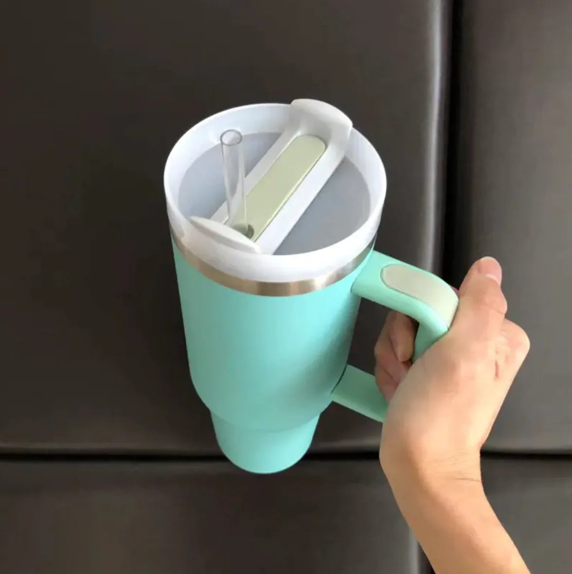 Minimalist stanleyThermos